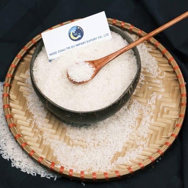 Premium white rice from Thailand and Vietnam